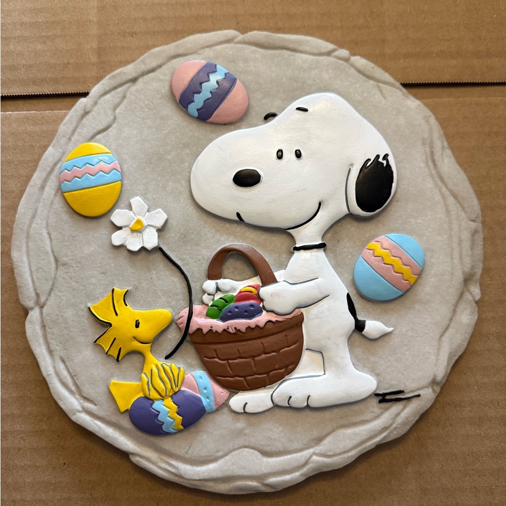Spoontiques Snoopy Easter Stepping Decorative Garden Stone for Yard Garden new